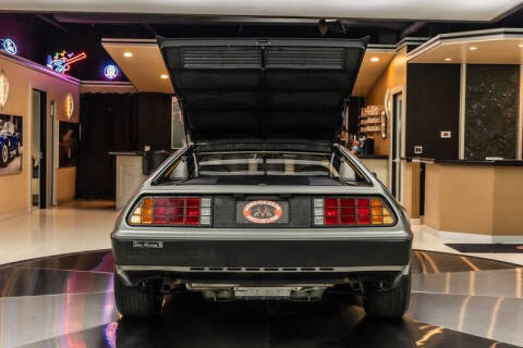 1981 DeLorean DMC-12