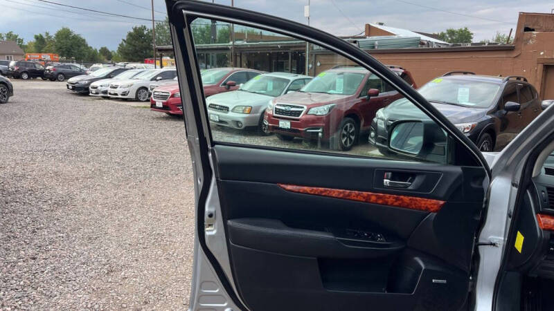 2012 Subaru Outback 2.5i Limited