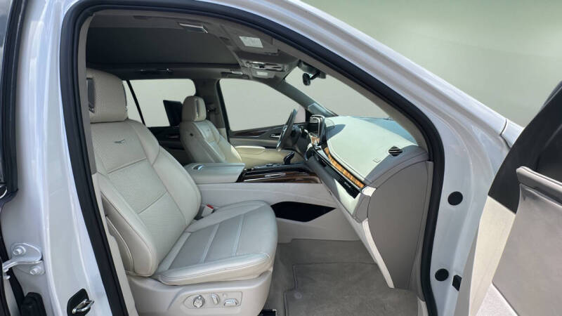 2024 Cadillac Escalade Premium Luxury Platinum