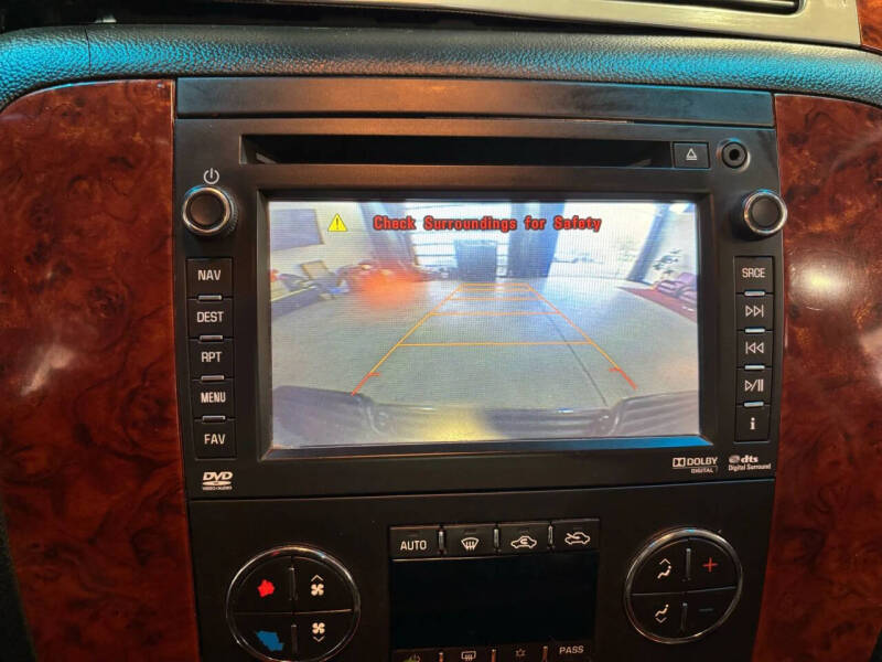 2013 Chevrolet Avalanche LTZ Black Diamond