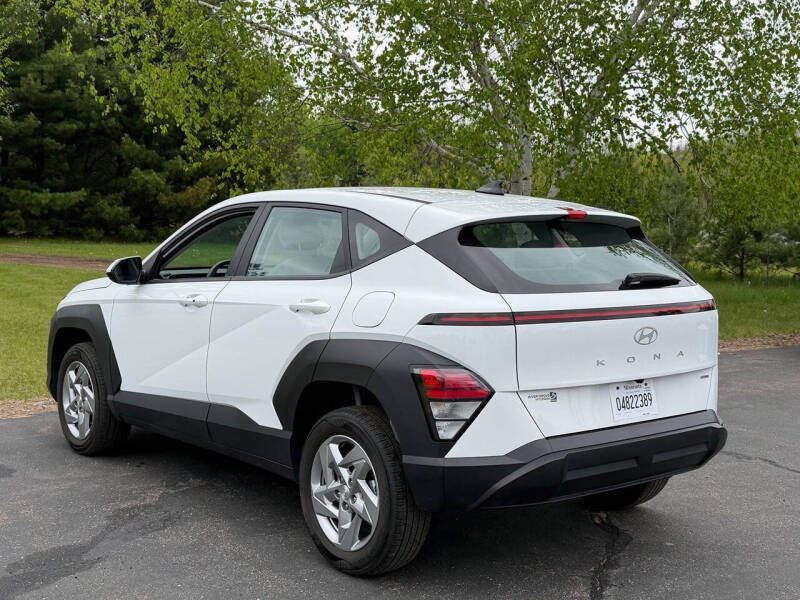 2024 Hyundai Kona SE