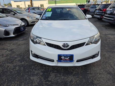 2014 Toyota Camry XLE