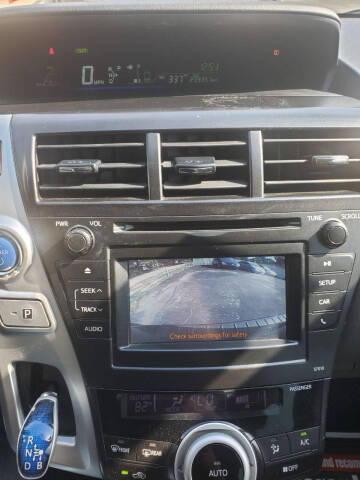 2012 Toyota Prius v Two