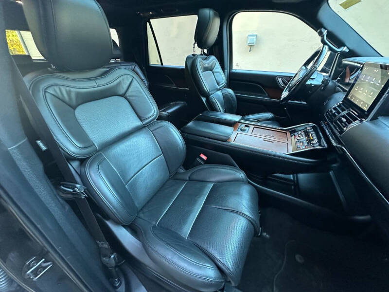 2018 Lincoln Navigator L Select