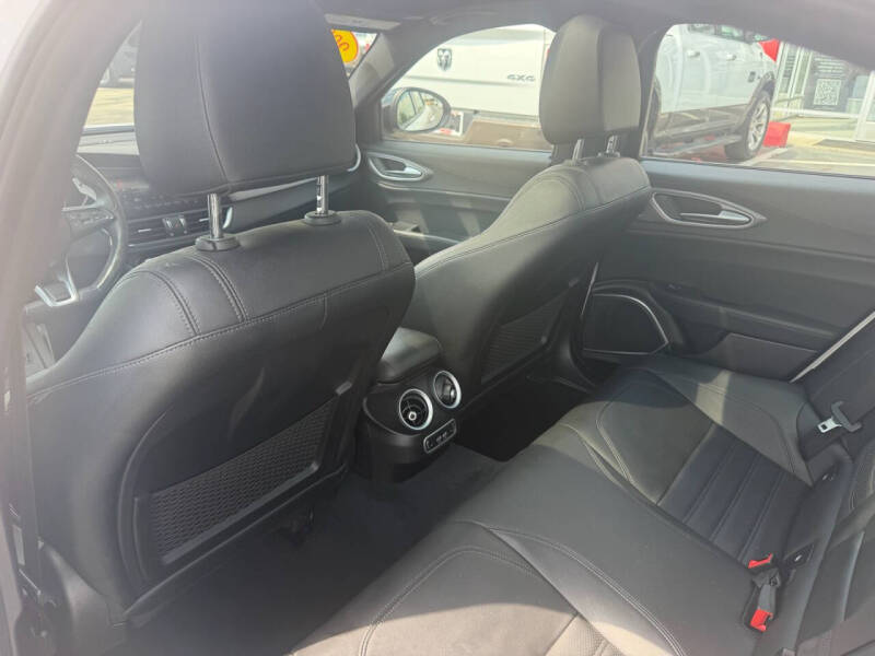 2022 Alfa Romeo Giulia Veloce