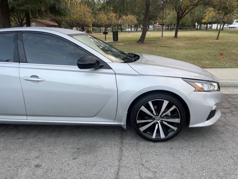 2021 Nissan Altima 2.5 SR