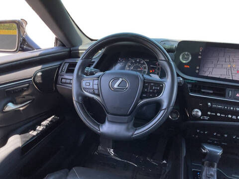 2022 Lexus ES 350 Luxury