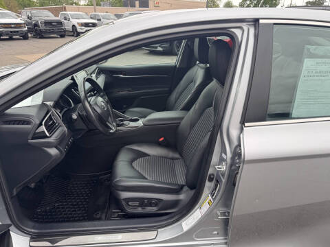 2024 Toyota Camry SE
