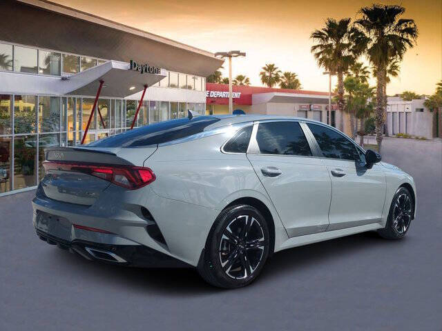 2023 Kia K5