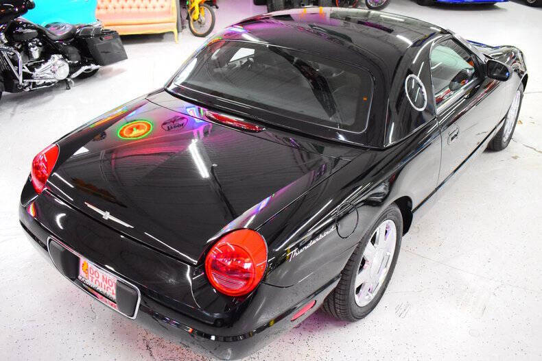 2002 Ford Thunderbird Deluxe