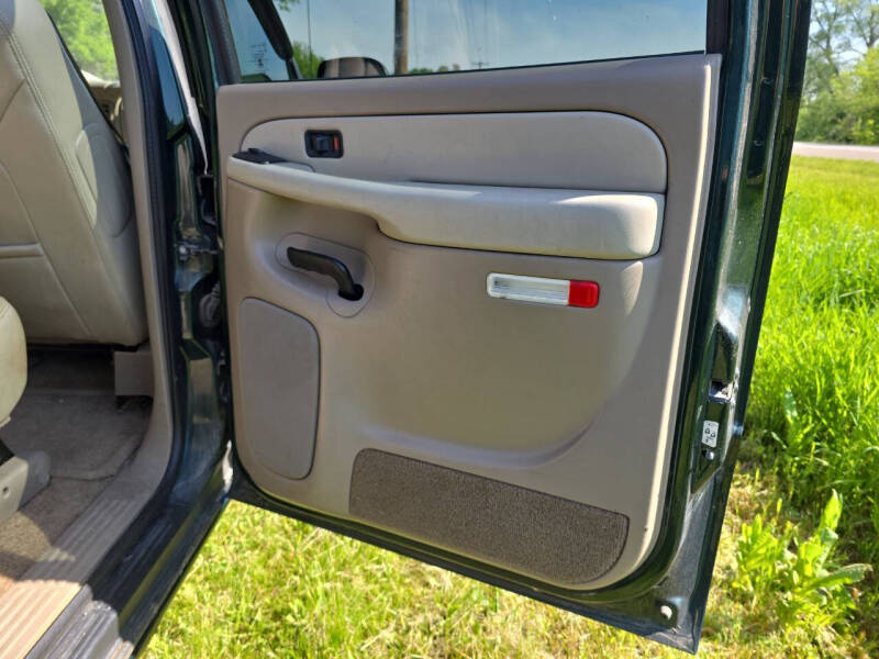 2003 Chevrolet Suburban 1500 LT
