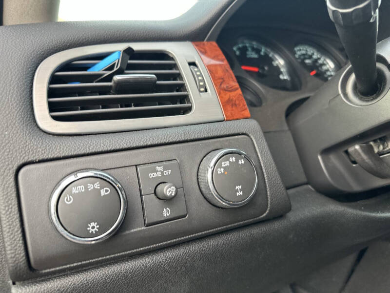 2011 Chevrolet Suburban LTZ