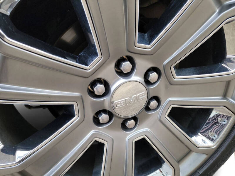 2015 GMC Yukon Denali