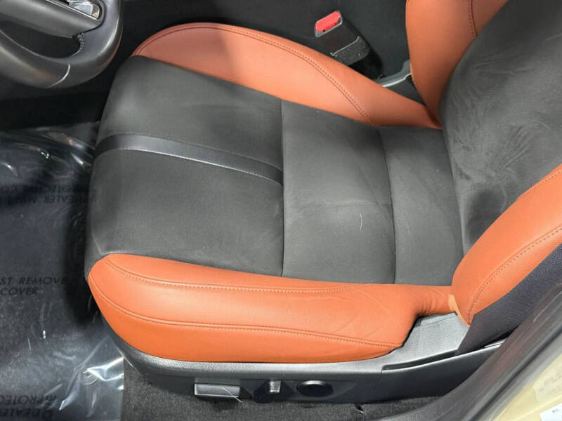 2024 Mazda Mazda3 Hatchback 2.5 Carbon Turbo