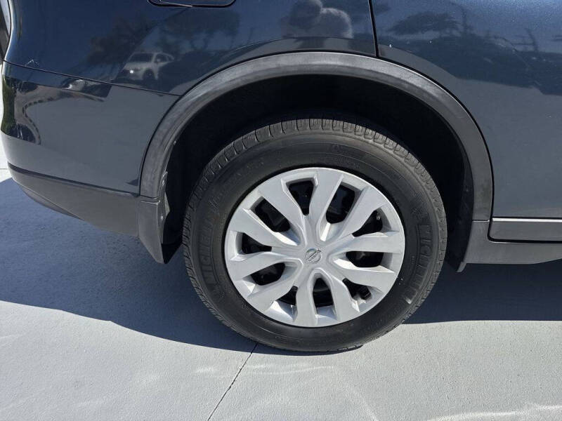 2016 Nissan Rogue S