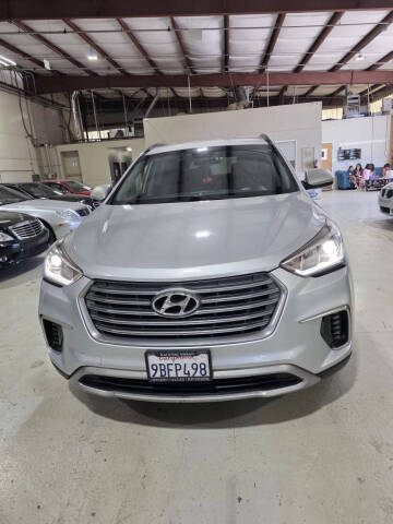 2017 Hyundai Santa Fe SE