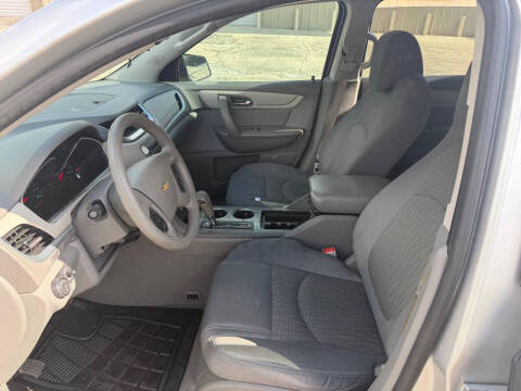 2017 Chevrolet Traverse LS