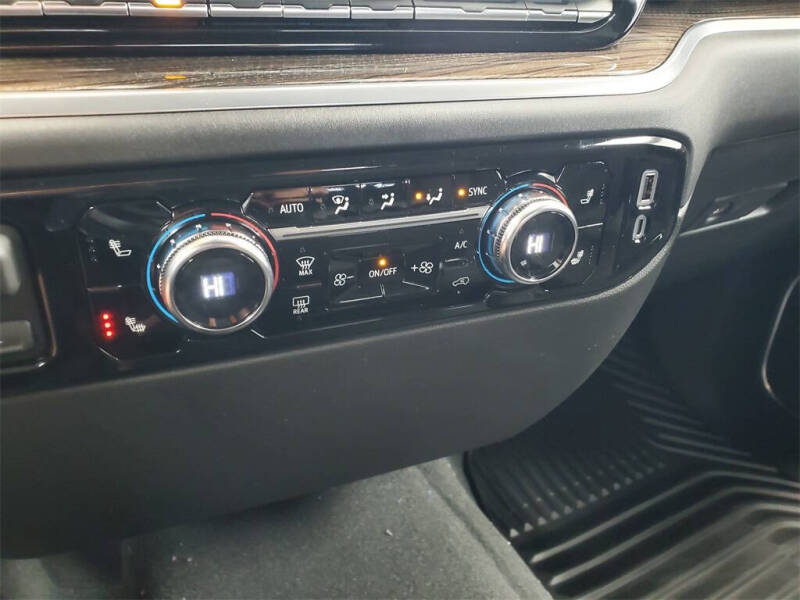 2026 GMC Sierra 1500 Elevation Standard