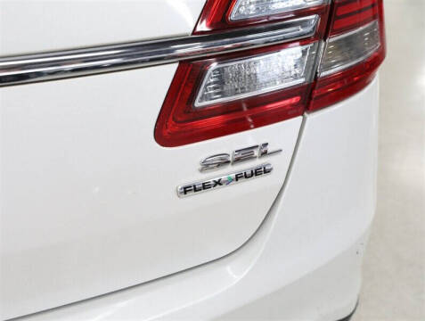 2015 Ford Taurus SEL