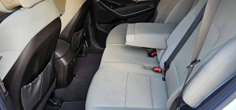 2017 Hyundai Santa Fe Sport 2.4L