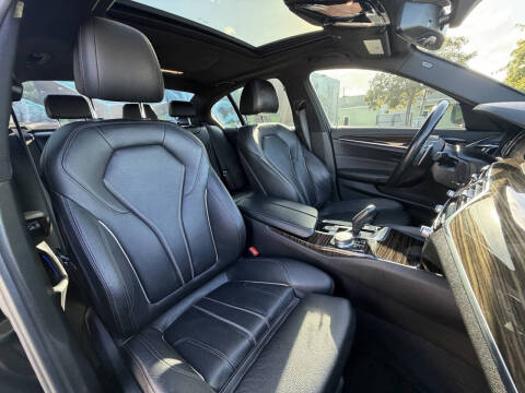 2018 BMW 5 Series 530i