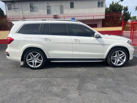 2015 Mercedes-Benz GL-Class GL 550 4MATIC