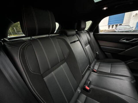 2018 Land Rover Range Rover Velar P250 R-Dynamic SE