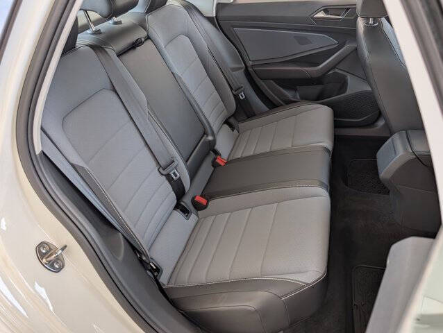 2025 Volkswagen Jetta SE