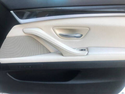 2012 BMW 5 Series 535i