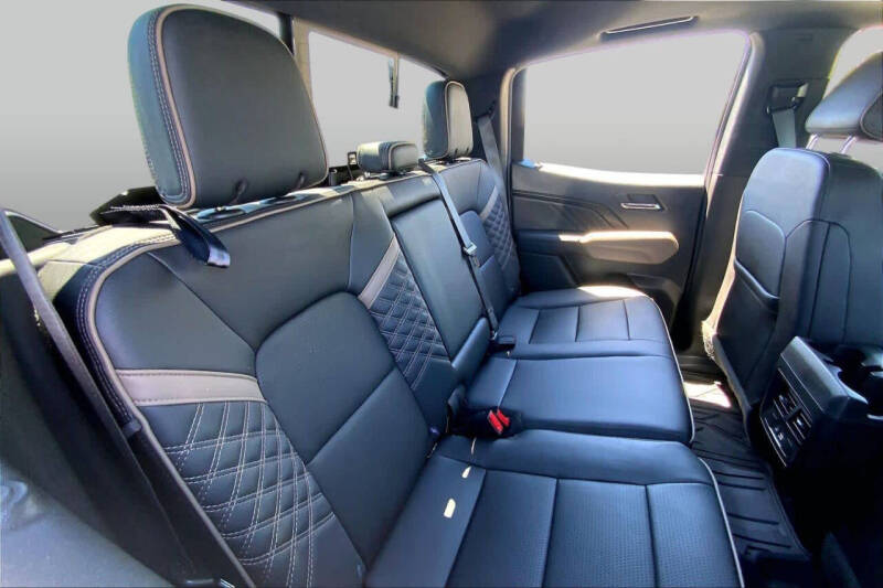 2023 GMC Canyon Denali