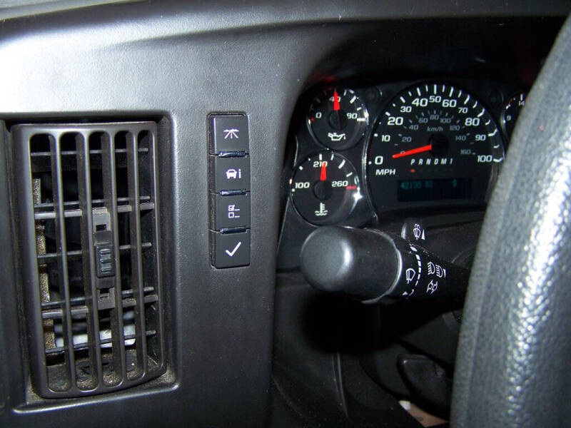 2017 Chevrolet Express LT 2500