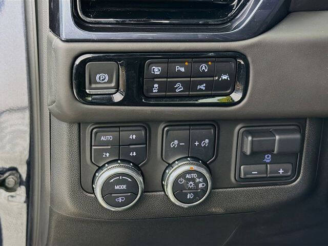 2025 GMC Yukon XL AT4 Ultimate