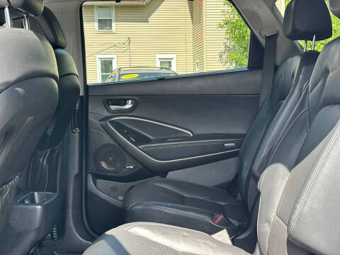 2017 Hyundai Santa Fe Limited Ultimate