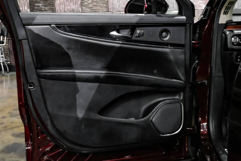 2021 Lincoln Nautilus Reserve