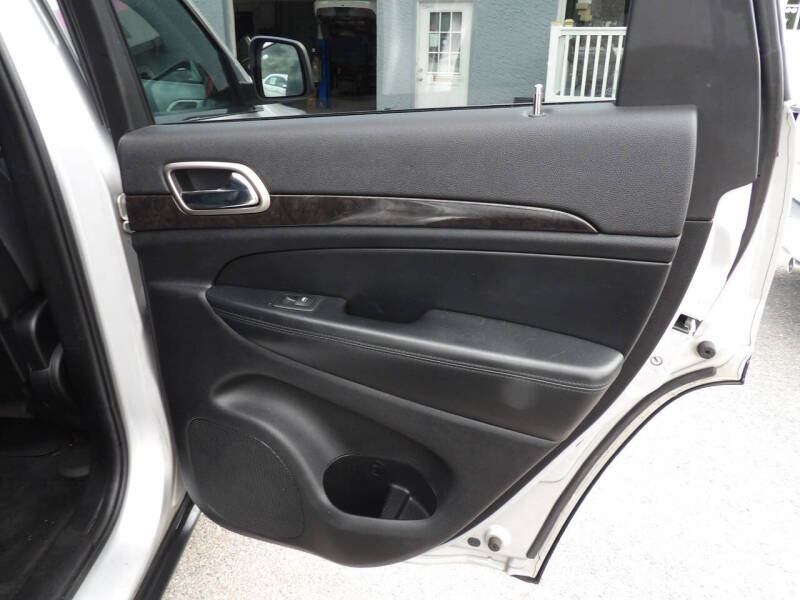 2013 Jeep Grand Cherokee Laredo