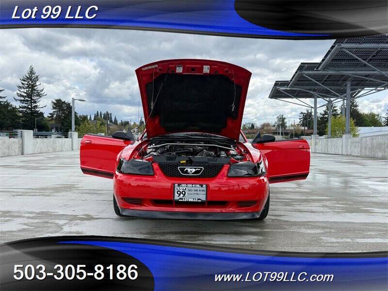2000 Ford Mustang