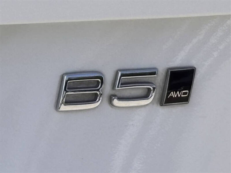 2023 Volvo XC90 B5 Plus Bright Theme