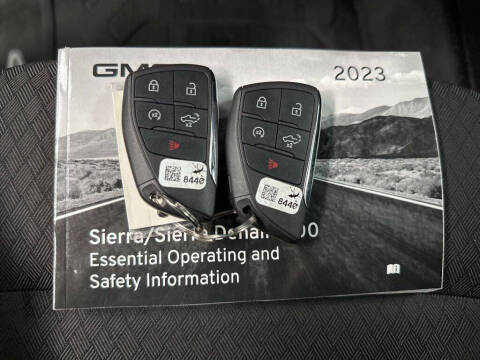 2023 GMC Sierra 1500 Elevation