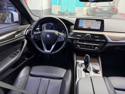 2017 BMW 5 Series 530i