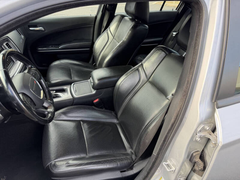 2019 Dodge Charger SXT