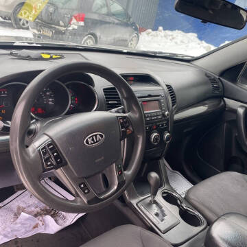 2013 Kia Sorento LX