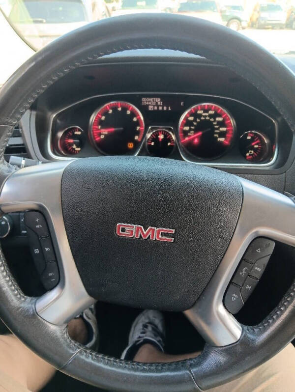 2015 GMC Acadia SLE-2