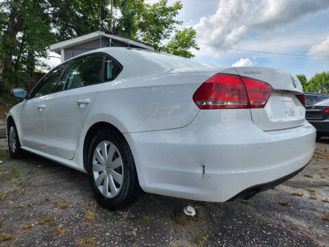 2013 Volkswagen Passat S PZEV