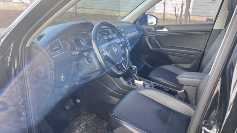 2018 Volkswagen Tiguan 2.0T SEL 4Motion