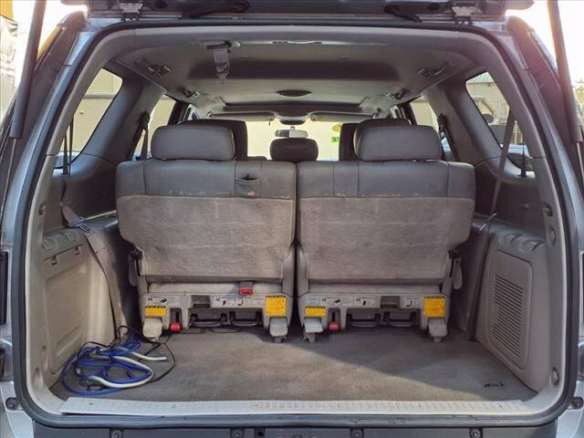 2001 Toyota Sequoia SR5