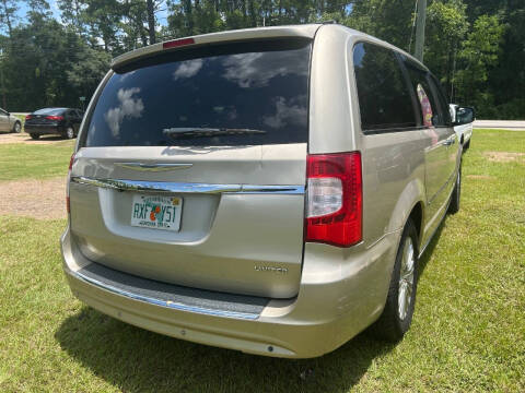 2013 Chrysler Town and Country Limited