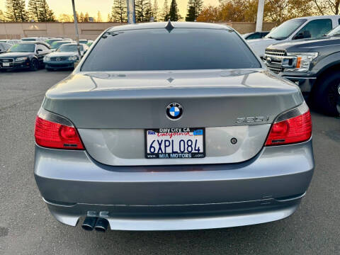 2004 BMW 5 Series 525i