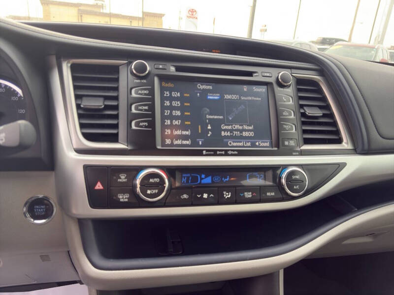 2017 Toyota Highlander XLE