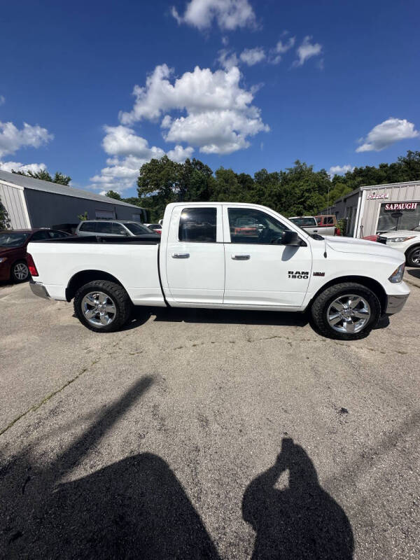 2015 RAM 1500 SLT