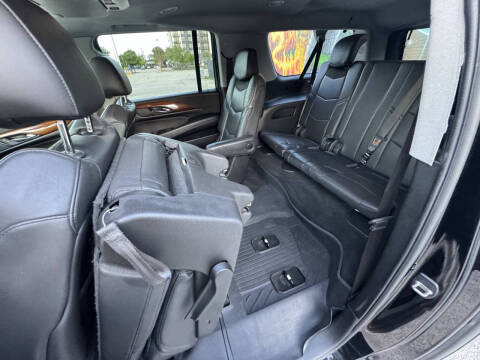 2018 Cadillac Escalade ESV Premium Luxury